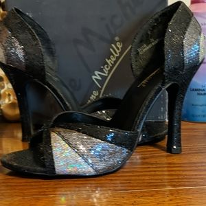 Shimmering Anne Michelle Heels